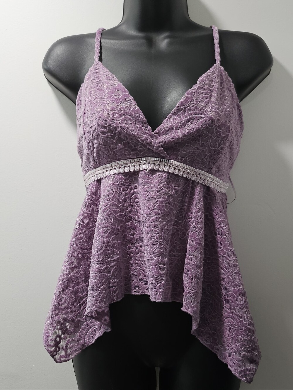 NWT La Pêche Lavender Floral Lace Asymmetrical Cami Top Large Y2K Coquette